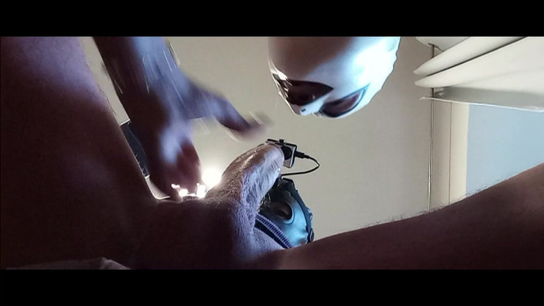 LauraOnHeels: मुझे लंड चुसाई देने में बहुत अच्छा लगता है कि लंड को लंड से मेरे मुंह में वीर्य निकालने में केवल 5 मिनट लगते हैं