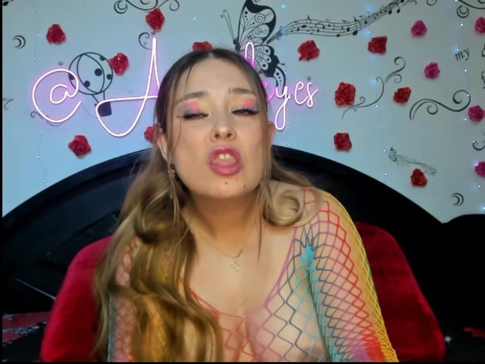 Angel eyes studio: 本当にクレイジーです!大きな金魚を飲み込んでしまった!カメラ内部