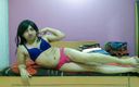 Cute & Nude Crossdresser: Dolce sissy travestito femboy Sweet Lecca-lecca sborrata davanti alla webcam.