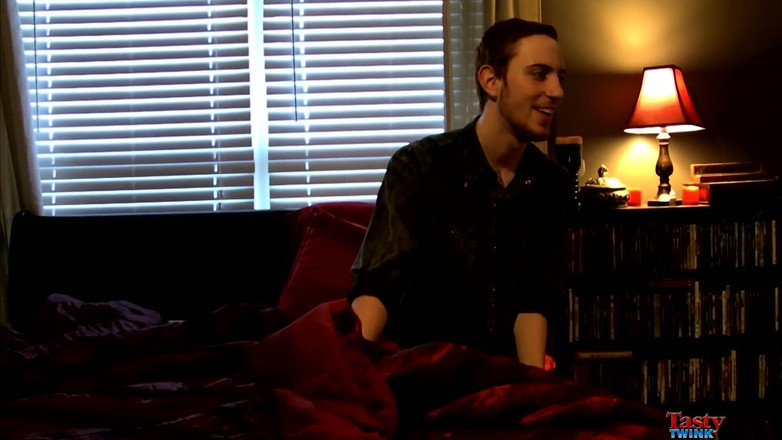 Tasty Twink: 第一次在镜头前追逐