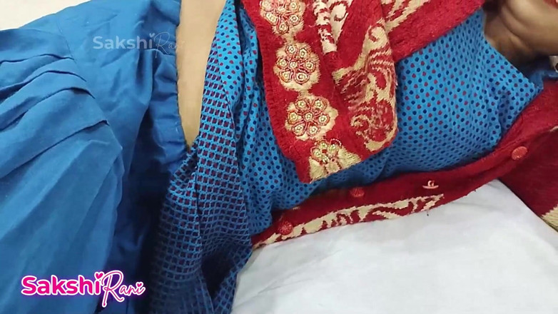 sakshi_raniii: Bhabhi ha fatto discorsi sporchi con il culo di capodanno...