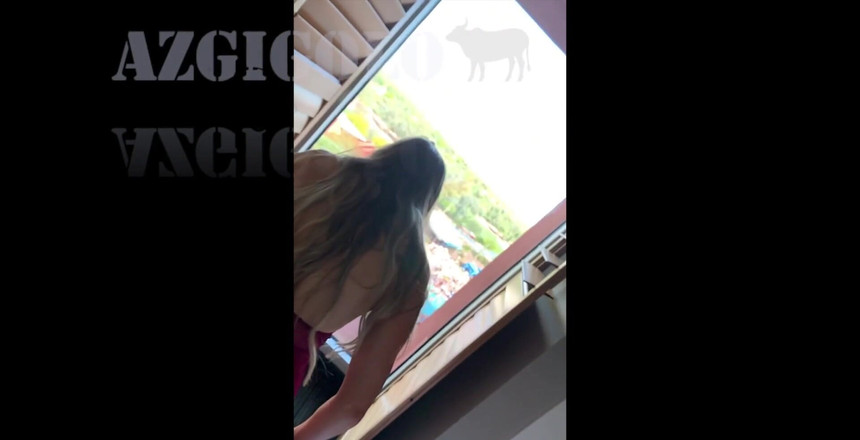 AZGIGOLO: Un apice indietro a 3 estati fa quando azblondehotwife fece un...