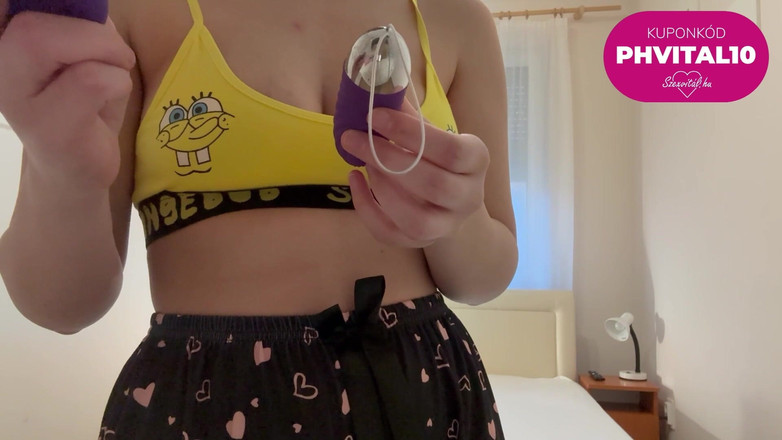 AmayaMori: Falo húngaro e me masturbo com um vibrador de ovo.