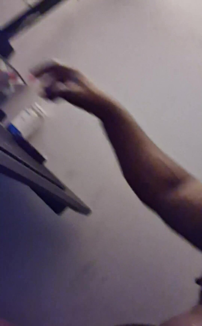 Amadeus: Xuất tinh nhỏ giọt xuống chân của tôi, không thể...