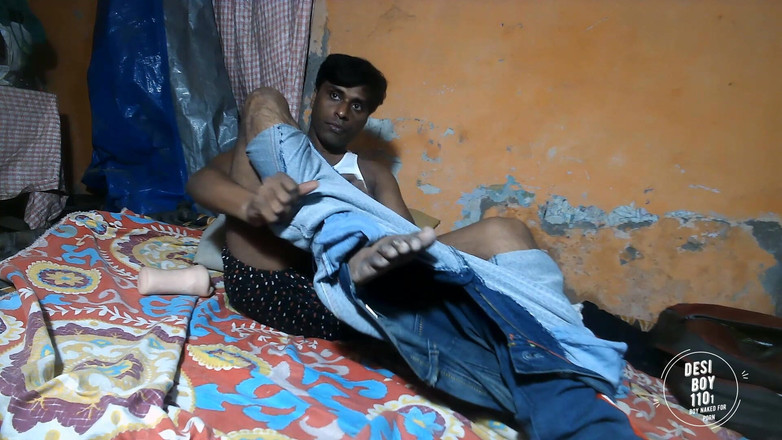 Desiboy110Ankit: Cum Show Desiboy Porno Indyjski chłopak ręczna robota z zabawką