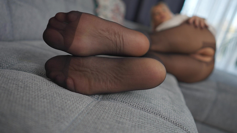 CatiasFootFetishPorn: Bei piedi e calze