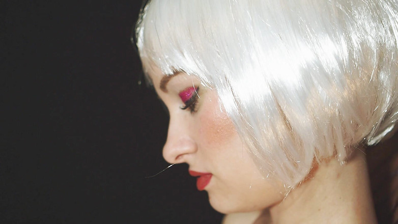 Arielortizx: Aku nunjukin sama ayah tiriku caranya nyepong dildo enak, saat...