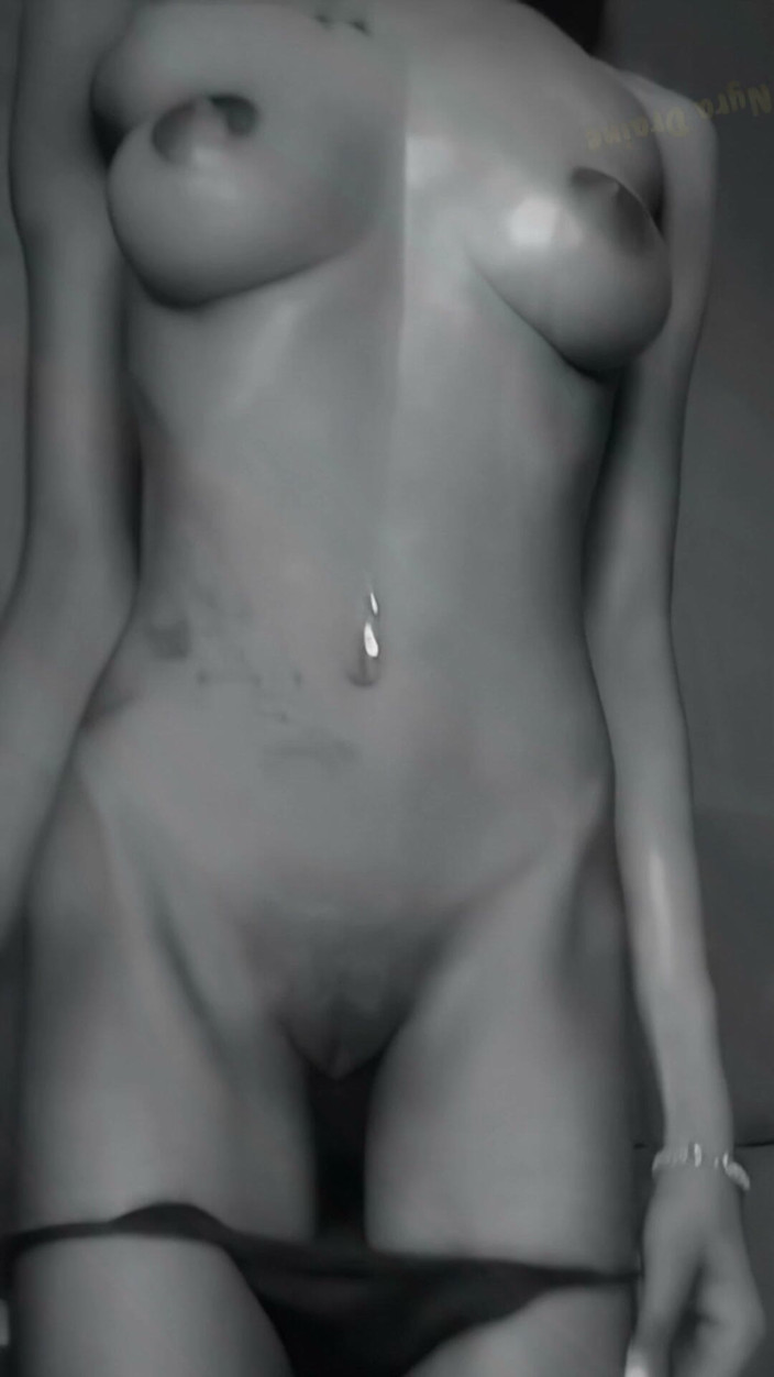 NyraDraine: Nyra in bianco e nero - Rewind lento