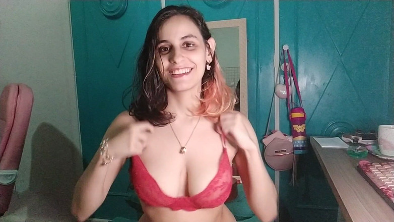 Ms Candy Bunny: Sürtük eski sevgilini eğitiyor