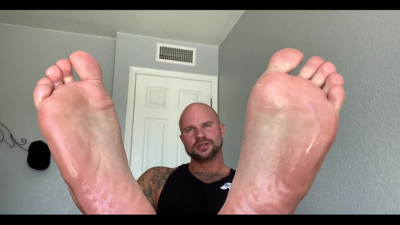 Jasons feet: Zase se zpozdíš na trénování.