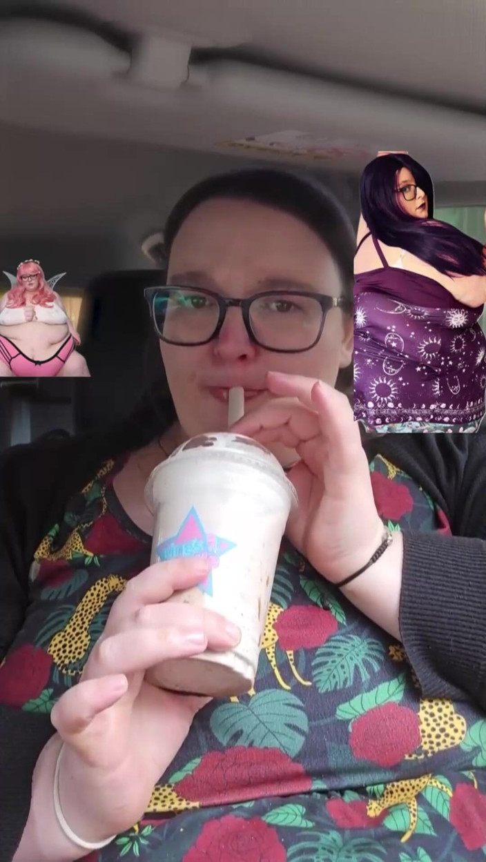 SSBBWLadyBrads: SSBBW gönnt sich einen leckeren Leckerbissen