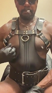 非常に硬いBBC喫煙筋射精