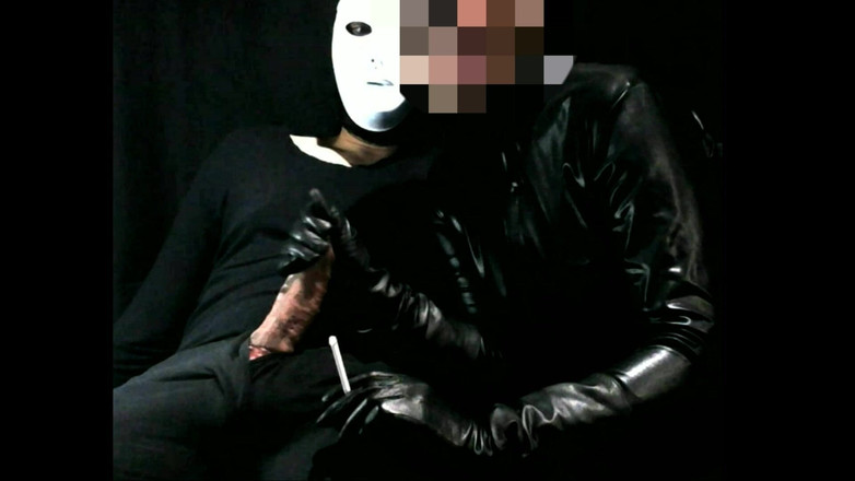 Peternorthlegend: Stimulasi sarung tangan kulit yang sengit membawa kepada pancutan air...