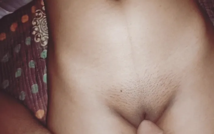 DesiCutiee: Indian Virgin Girl Sex - Very Tight Pussy