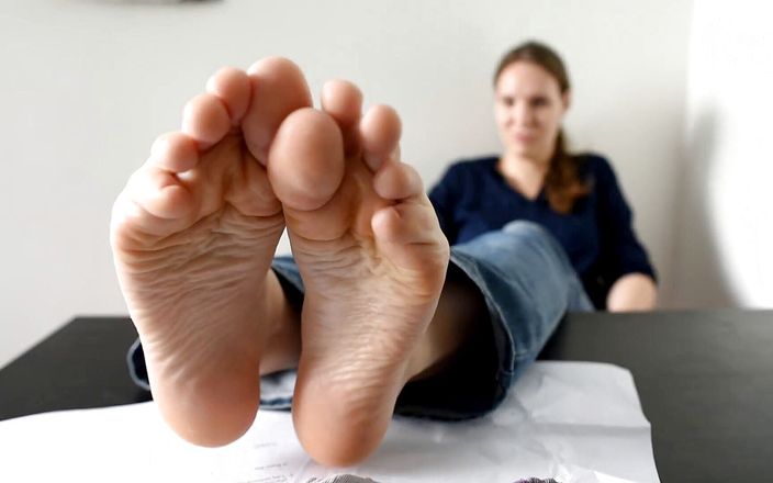 Czech Soles - foot fetish content: Foot goddess sexy soles worship