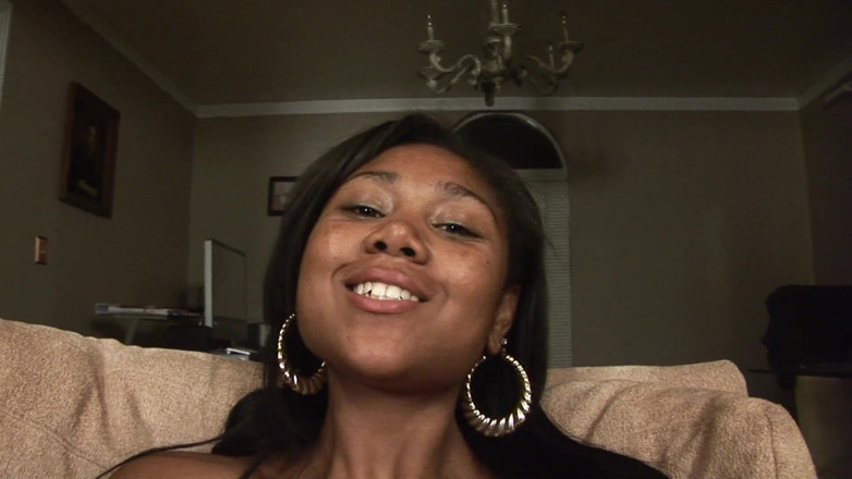 Hot Girlz: Ebony babe had a great time toying her fat pussy