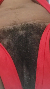 Nena peluda cruda en acción hd - belleza natural, vibraciones amateur reales, química auténtica, energía no filtrada