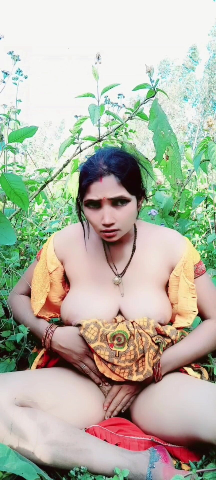 Renudbf: Bhabhi Masterbuting
