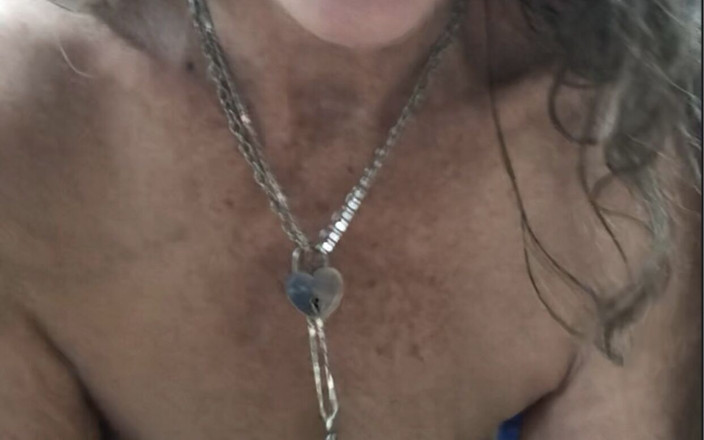 MaXXXimumMilf: Sexy Mature Wife Sucks and Swallows! Maxxximummilf