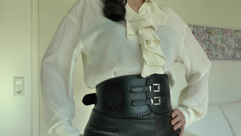 Lady Victoria Valente: Tali Pinggang Ketat Lebar Bahagian 76 Wanita Victoria Valente