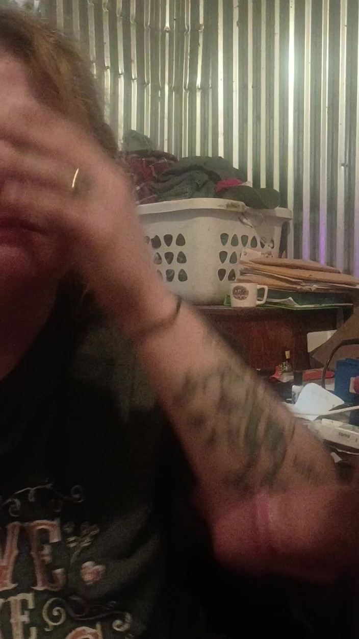 Skybay: Anisleigh Williams treinando para garganta profunda