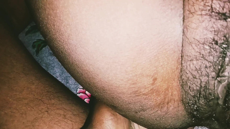 Xhtad studio: Služka je sexy odvážná krásná dívka byla poprvé ošukána jejím šéfem