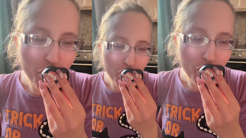 FinDom Goaldigger: アスムル・ヴァンパイア・ティース