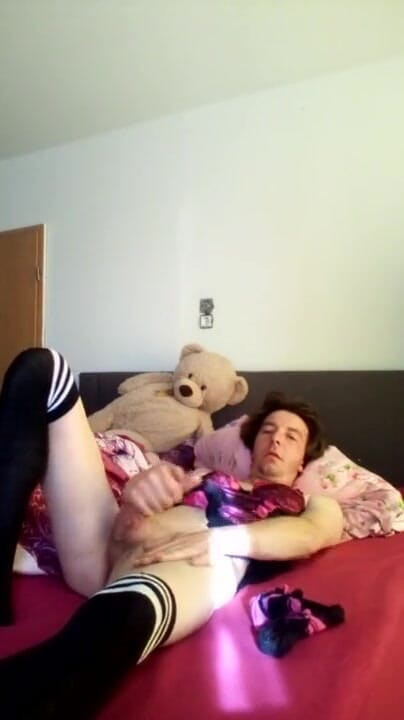 Leatransteen: Leatransteen eats a big load own cum