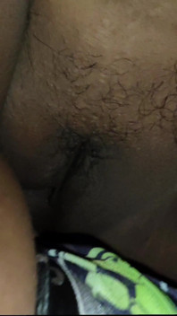 Desi neuer sex Meine stiefschwester und ihre beste freundin bieten mir ihre muschis und arsch an, desi-dreierfick