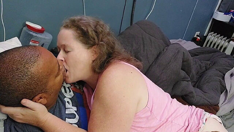 Beatniq: 6:00 キス