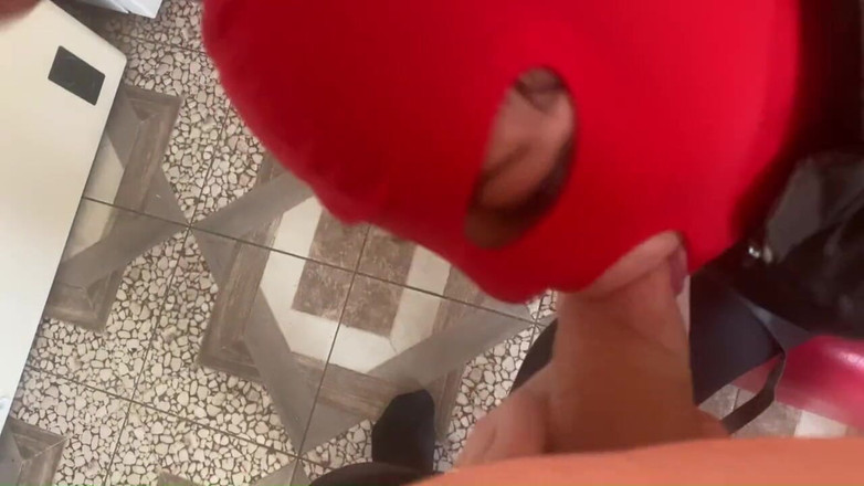 MilfyCalla: 你会立即吃掉我还是操我？