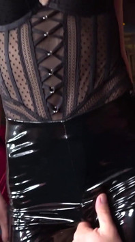 Three Strippers One Pole - Clubcastings