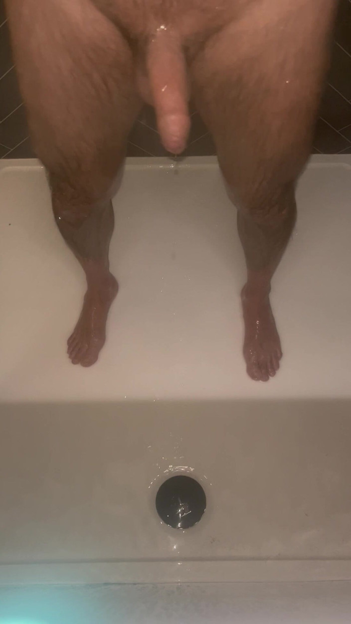 Razzle6: 샤워 중 자위