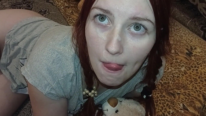 SweetAndFlow: Stepfather teaches his girl sex
