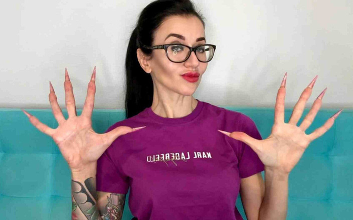 Julia domaina: Jolok Jari, Jari Panjang Dengan Warna Ungu Baru Kuku Panjang,...