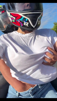 Ho Preso Un Cliente Didi Senza Reggiseno E Mi Ha Fatto Correre Nelle Mie Mutandine