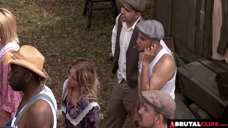 Brutaclips: Hot Amber Rayne, Hannah West and Kaci Star in outdoor...