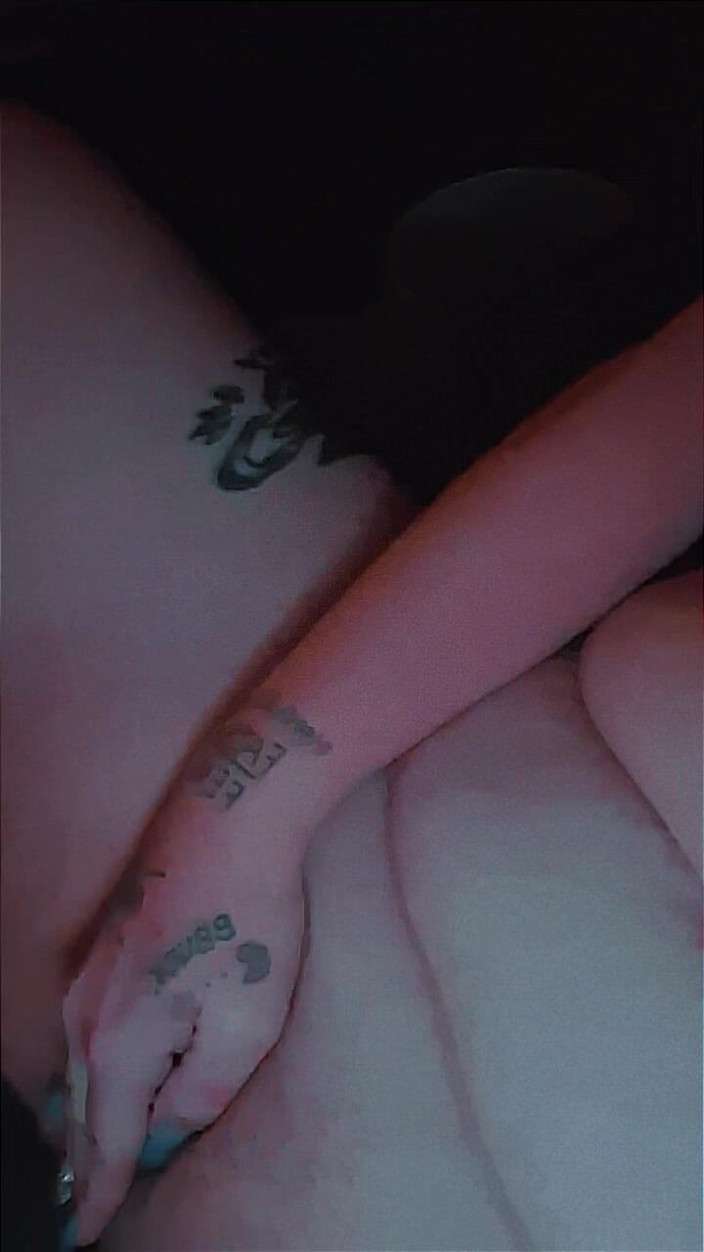 Izzy Lynn: Rose Is My Favorite