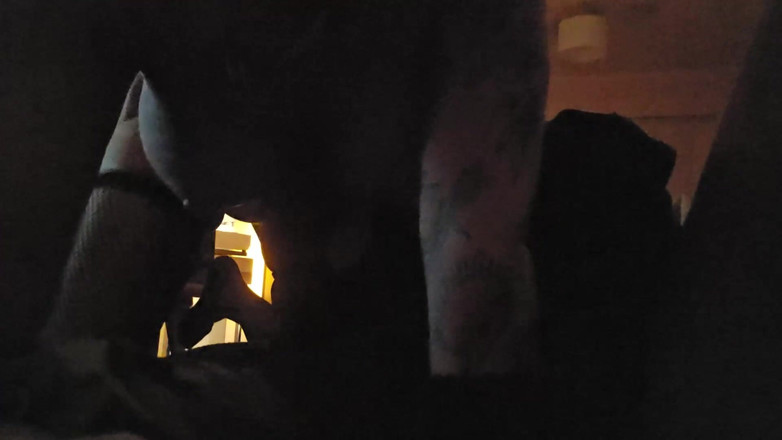 SilverFux: 出轨的家庭主妇得到报复，拍摄自己被她最好的朋友男人后入式性交