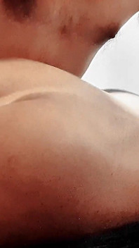 Filipina milf consigue atada y follada