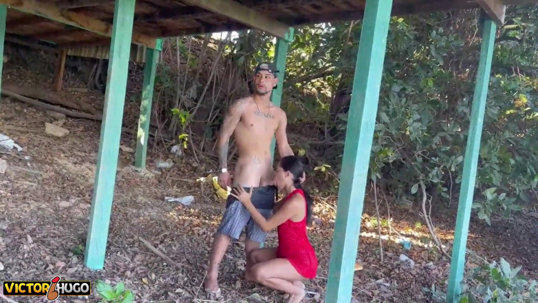 VictorHugo: Boat owner fucking tourist on island
