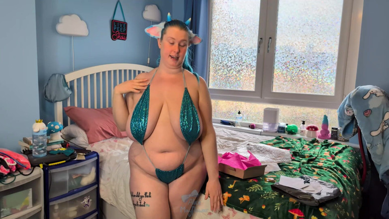 Alice_Mayflower_Scottish: Genie pole wear slingkini &amp; Candyzombies koeienoren uitpakken en passen - solo...