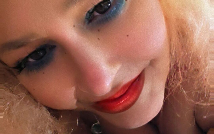 HerculesnVENUS: Co robisz z moją dupą?