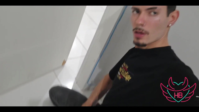 Heitor Baumann ofc.: Šel jsem navštívit svého přítele a chytil ho při činu se...