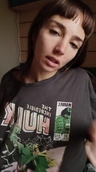IM ACCRO À ME TOUCHER