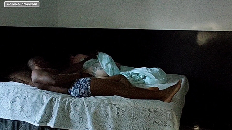 Eliane Furacao: 同じ家での裏切り事件