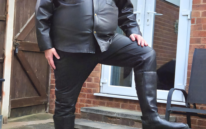 Leatherman63: 更多 Black Leather