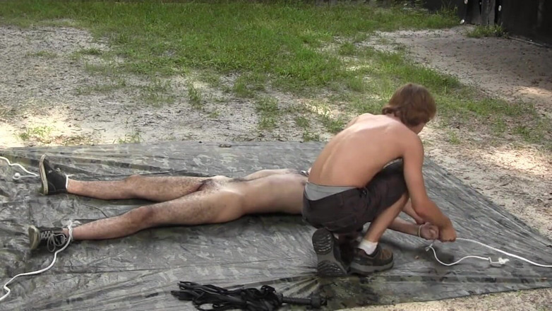 Dream Boy Bondage: Outdoor Slave - Chapter 4