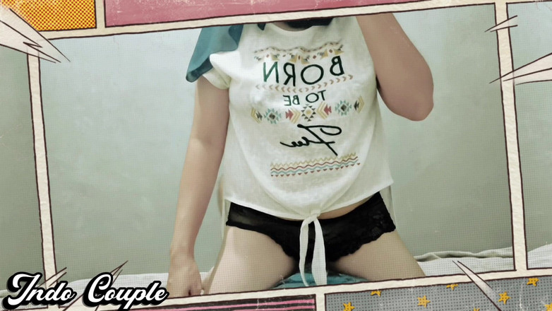 Indo Couple: Amelia Colmek mientras ve porno Cinta de sexo del terapeuta...