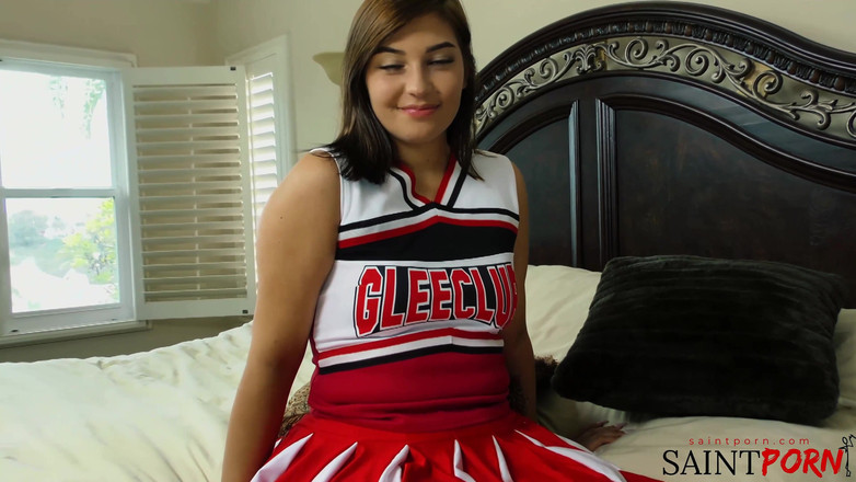 SaintPorn: Vivian pokazuje Mike'owi swoją niegrzeczną rutynę